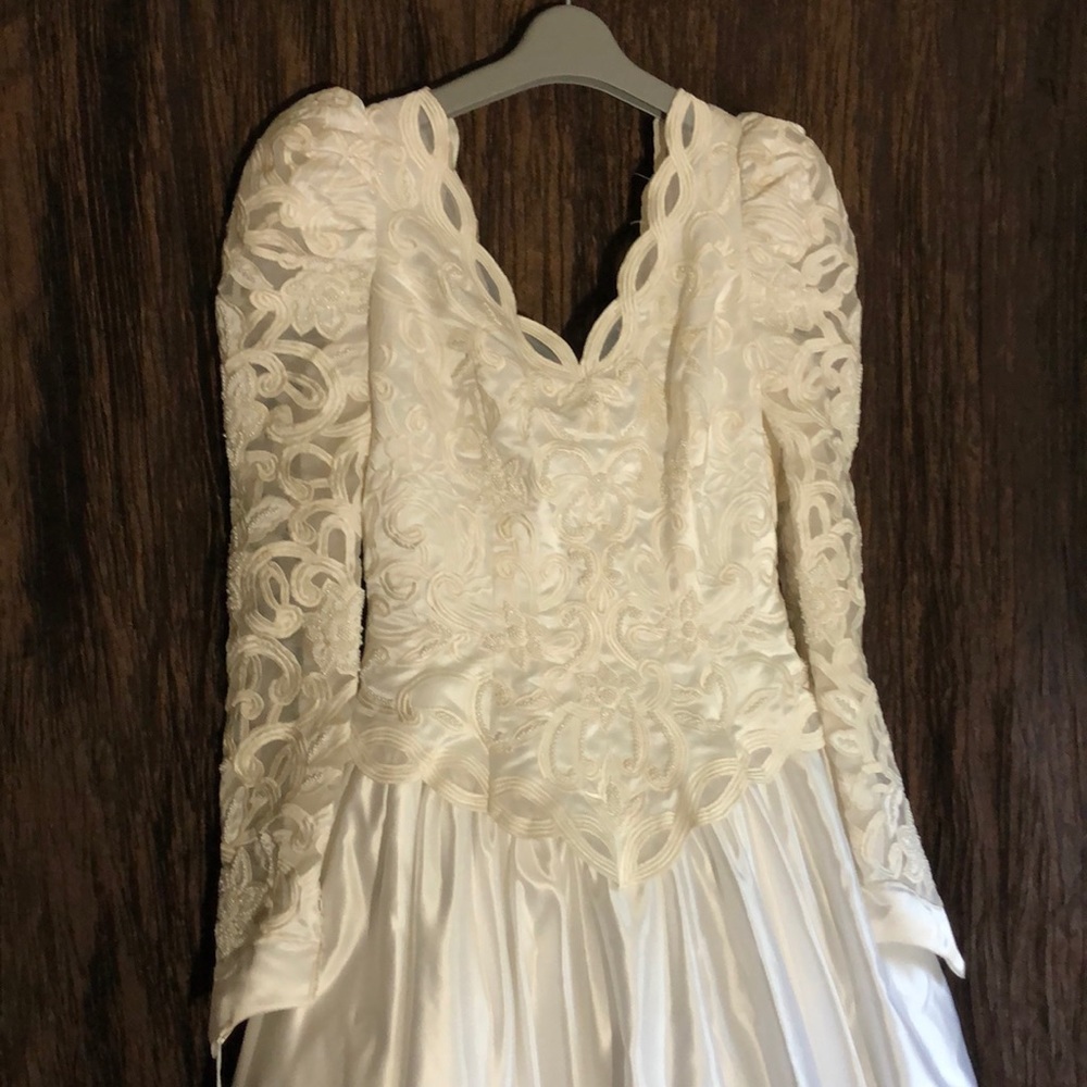 Custom made wedding dress Size 10 white